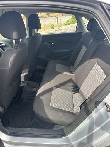 Volkswagen Vento 1.6 Starline Mt