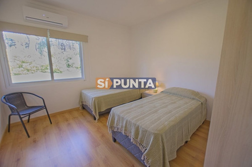 Imagen 13 de 19 de Casa En Venta - La Arbolada