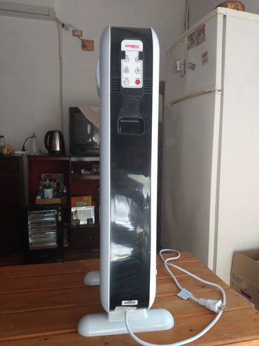 Imagen 3 de 5 de Vendo Calefactor Vertical Está Nuevo Sin Uso Tiene Control R