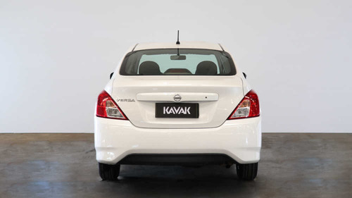 Nissan Versa 1.6 Sense - 138092 - C