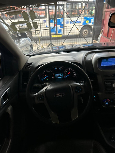Ford Ranger 3.2 Limited Cab. Dupla 4x4 Aut. 4p