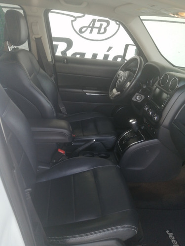 Imagen 9 de 11 de Jeep Patriot Limited , 2015, 85,000km, Piel, Quemacoco