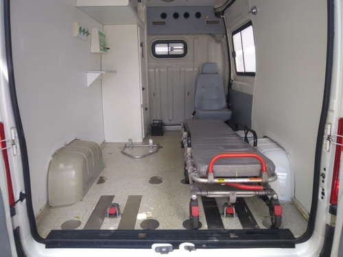 Ducato / Boxer 2010 Ambulância Com Apenas 27000 Km