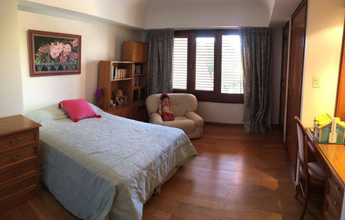 En La Mejor Zona Residencial, De Libertador Al Rio.