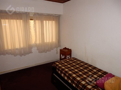 Imagen 9 de 20 de Oportunidad. Departamento 3 Amb. Zona Peatonal.