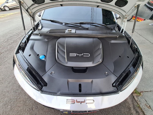 BYD Seal (Elétrico)