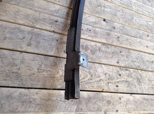 Hule Corredera Vidrio Delanter Derecha Cirrus Stratus 95-00