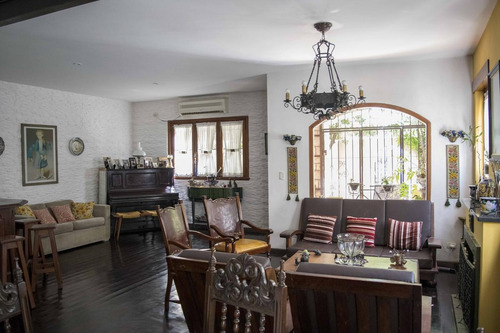 Imagen 3 de 28 de Casa En Venta 4 Ambientes La Lucila