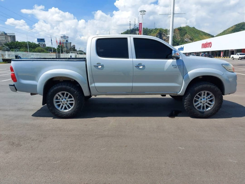 Imagen 7 de 17 de Toyota Hilux Kavak