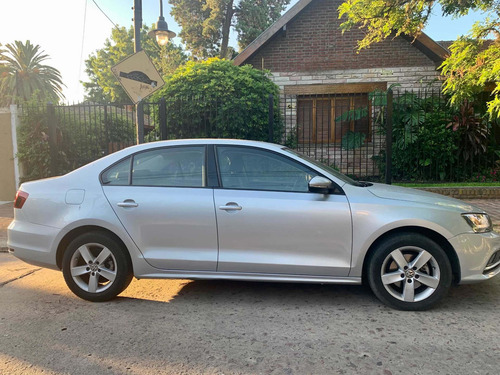 Volkswagen Vento 2.5 Advance Plus 170cv Tiptronic 2016