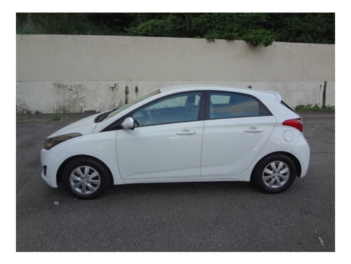 Imagem 3 de 8 de Hyundai Hb20 1.6 Comfort Style 16v Flex 4p Automático