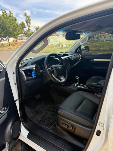 Toyota Hilux 2.8 Tdi Srx Plus Cab. Dupla 4X4 Aut. 4P