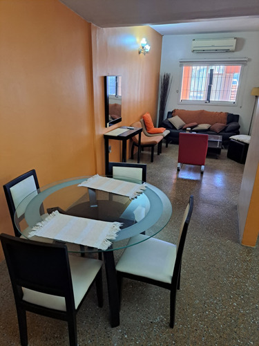 Vendo Bella Casa En Turmero En Urbanizacion La Flor, Precio De Oportunidad