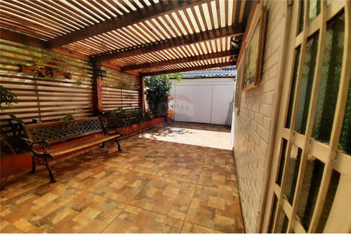 Imagen 11 de 14 de Casa En Venta 3d + 3b, Villa Los Lagos, Pudahuel