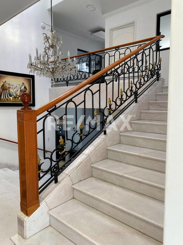 Casa Venta Lomas De Huizachal, Prol. Gral. Nicolás Bravo