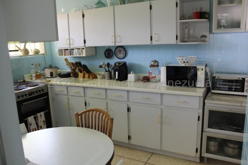 Casa En Venta Los Palos Grandes Ee24-19486