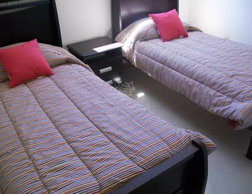 Casa De 4 Dormitorios Dentro Del Complejo Solanas.