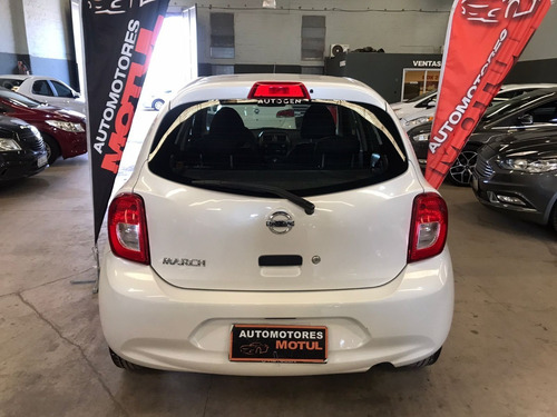 Imagen 3 de 8 de Nissan March Active Pure Drive 1.6 2019