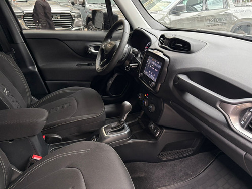 Jeep Renegade 1.8 Sport At6