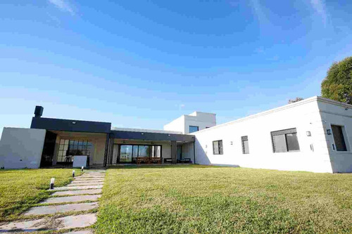 Casa En Alquiler La Cañada