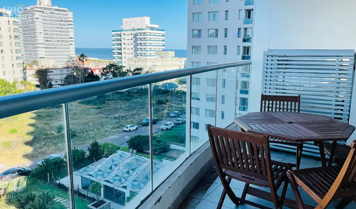 Apartamento En Venta Icon Brava Tower.