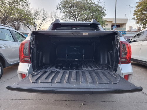 Renault Duster Oroch 2.0 Outsider Plus