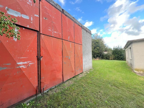 Venta Casa Sólida Con Amplio Terreno En Paso De La Arena, Padrón Único, 2 Dormitorios, Garage Varios Vehículos, Jardín, Fondo, Gran Potencial