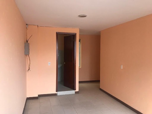 Imagen 9 de 20 de Bodegas En Arriendo Las Ferias 90-68222