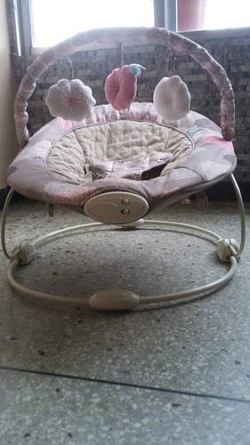Imagen 4 de 5 de Silla Mecedora Vibradora Para Bebe