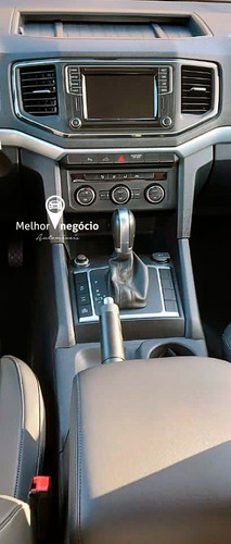 Imagem 12 de 15 de Vw Amarok Highline Cd 2.0 16v 4x4 Tdi Diesel Aut. 2018 Preta