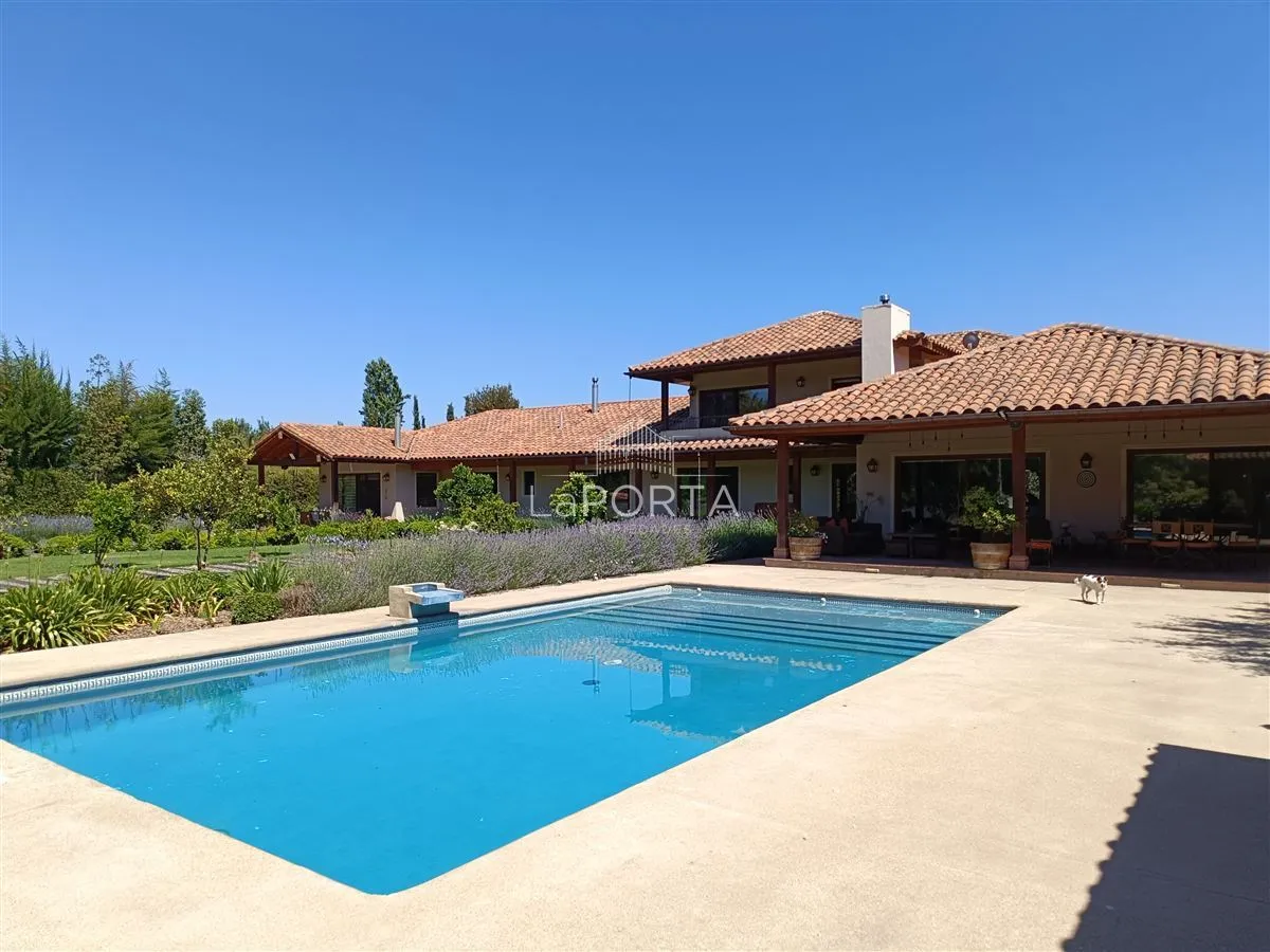 Imagen 1 de 25 de Gran Terreno / 2 Piscinas / Talagante