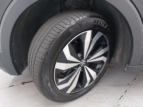 Volkswagen T-Cross 1.4 250 TSI TOTAL FLEX HIGHLINE AUTOMÁTICO