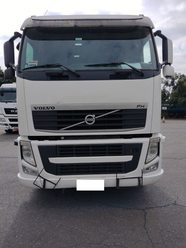 Imagem 18 de 22 de Volvo Fh 540 6x4 Bug Leve