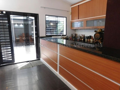 Imagen 24 de 30 de Casas - Quinta En Venta Prestigiosa Zona Del Este De Barquisimeto Codigo 23-23615 Kv Vende. Digitel 1 Cuatro 9 Ocho 6 Cinco 4