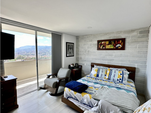 Apartamento En Venta En Envigado, Sector Las Antillas