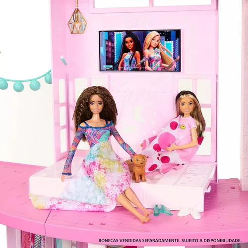 Descubra a nova Mega Casa dos Sonhos da Barbie!