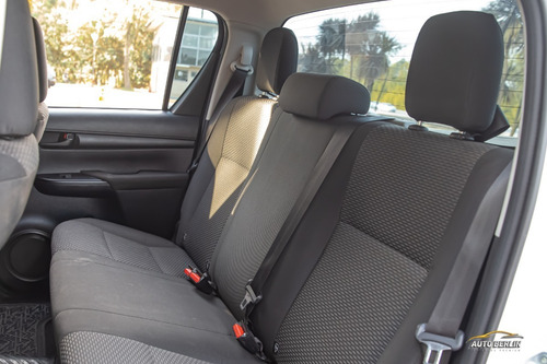 Toyota Hilux Dx