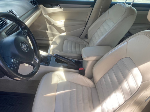 Volkswagen Passat 2.5 Sportline At