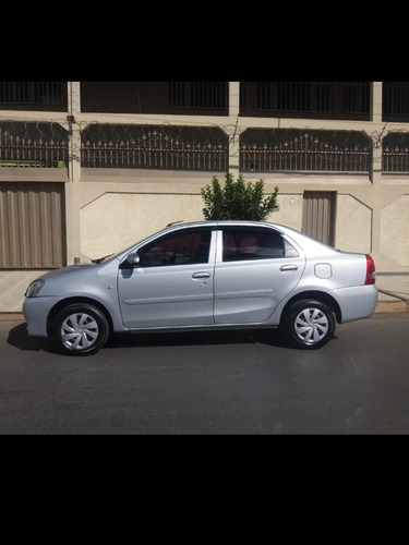 Toyota Etios 1.5 16v X Aut. 4p 2017