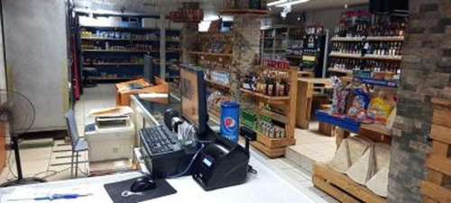 Imagen 3 de 8 de Ricardo Monsalve Vende Fondo De Comercio Mini Market/licoreria Ubicado En La Av. Principal De Lecheria Solo Clientes