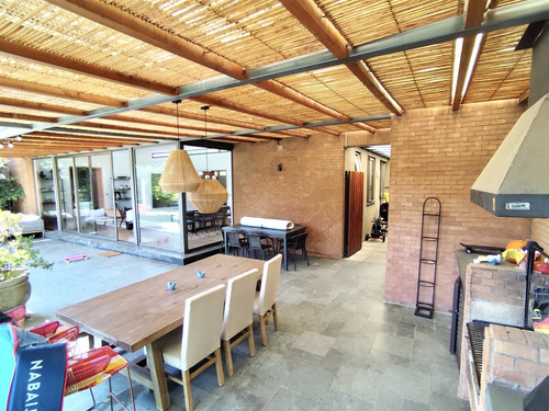 Casa Arriendo En Condominio Los Monjes/ 5 Dorm./lb