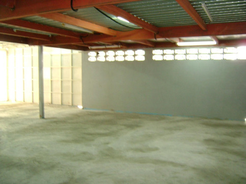 Imagen 14 de 19 de Alquiler De Edificio, Local, Deposito, Galpon De 3 Pisos, 860m2 En La Campiña