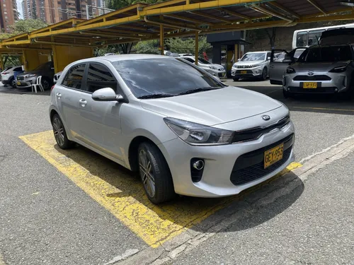 Kia Rio 1.4 Vibrant At 2020