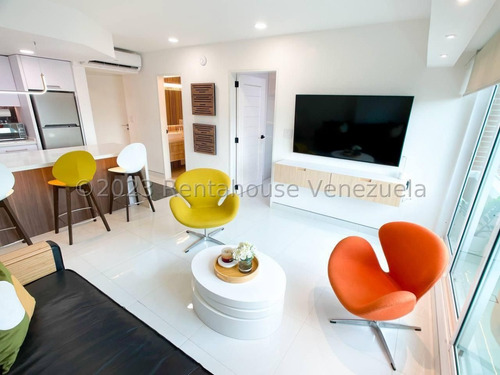 Mb Apartamento (1 Nivel) En Venta En El Rosal, Distrito Metropolitano