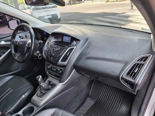 Imagen 21 de 25 de Ford Focus 2013 Se Plus Abasto Motors