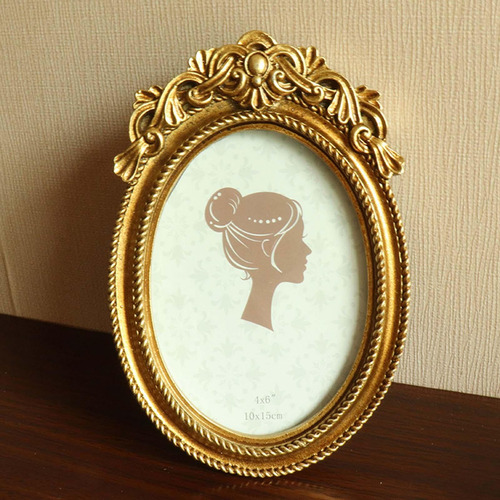 Marco Decorativo De La Exhibición De Estilo A Oro Estilo A
