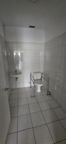 Propiedad Comercial En Metro Rodizzni 3450 M2