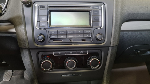 Imagen 12 de 15 de Volkswagen Golf 2013 1.4 Tsi Mt