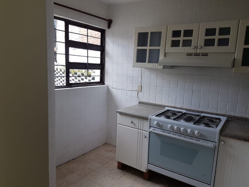 Imagen 9 de 20 de Quintas Martha Amplia Casa De Un Nivel En Privada Con Portón Eléctrico