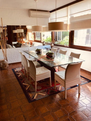 Casa En Mansa, 5 Dormitorios *- Ref: 3183